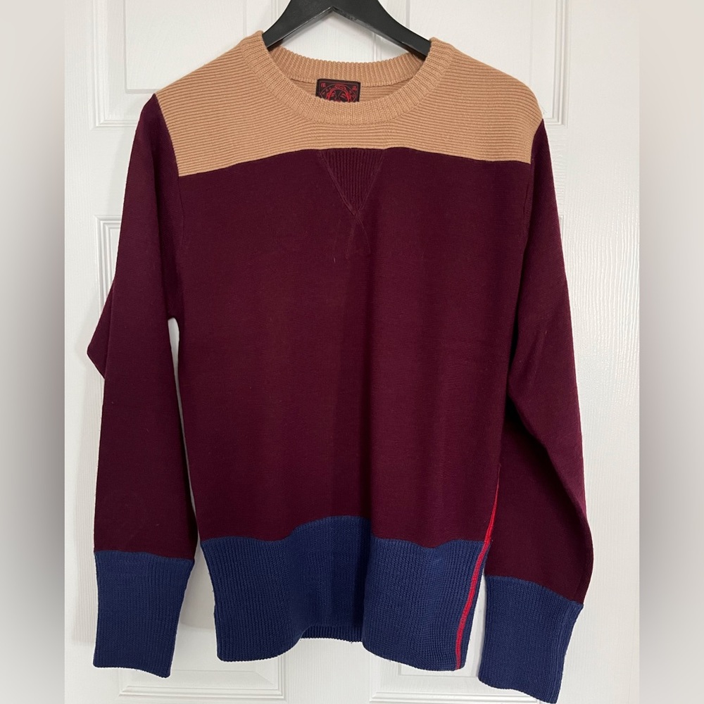 Evisu - sz M - blue, burgundy, tan